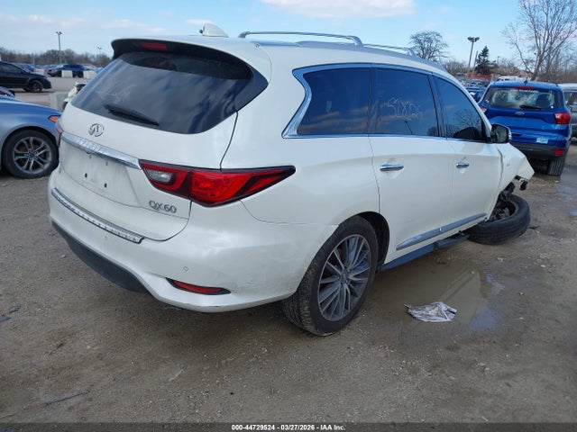 INFINITI Qx Luxe