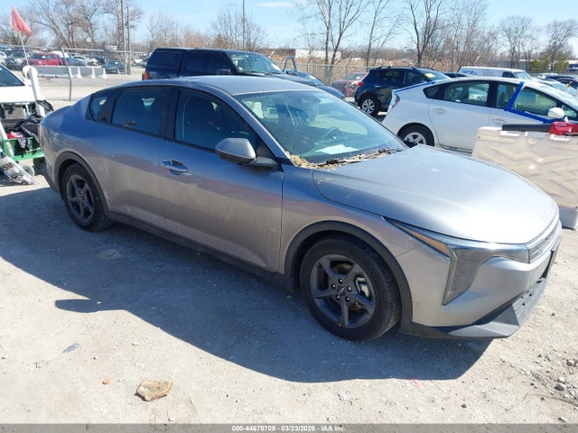 Salvage Kia K4 Image