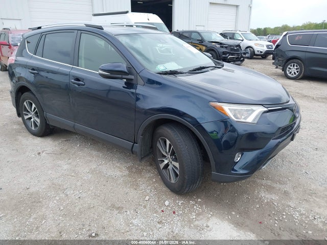 Salvage Toyota RAV4 Image
