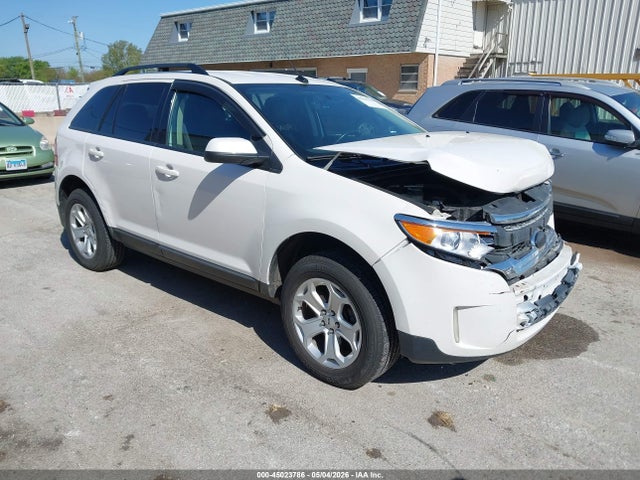 Salvage Ford Edge Image