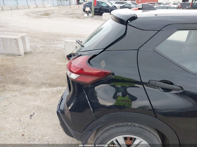 Nissan Kicks S Xtronic Cvt