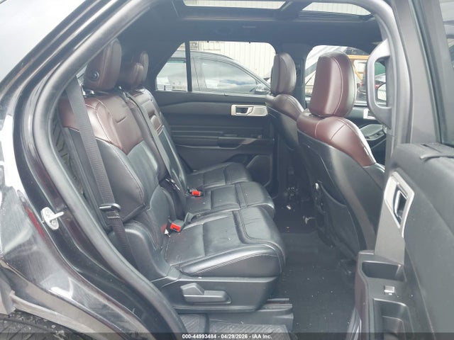 Ford Explorer Platinum