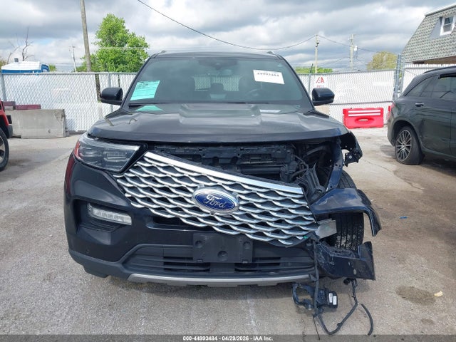Ford Explorer Platinum