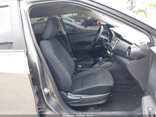 Nissan Kicks S Xtronic Cvt