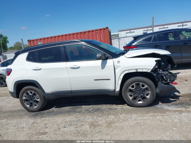 Jeep Compass Trailhawk 4x4