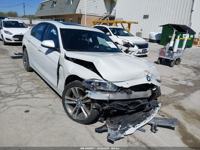 Salvage BMW 3 Series Image
