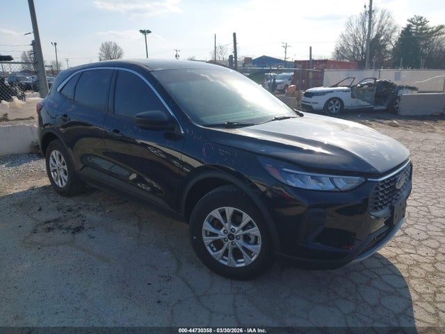 Salvage Ford Escape Image