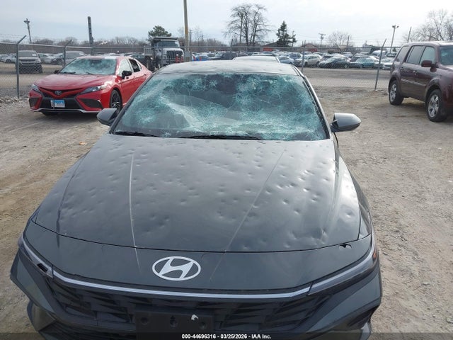 Hyundai ELANTRA Se