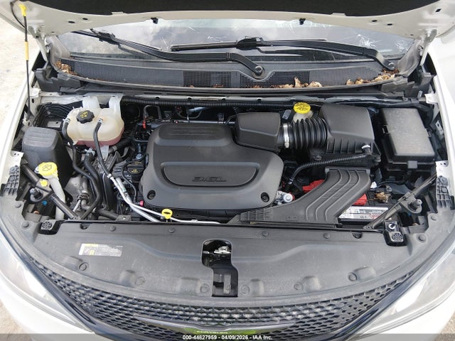 Chrysler Pacifica Touring L Plus