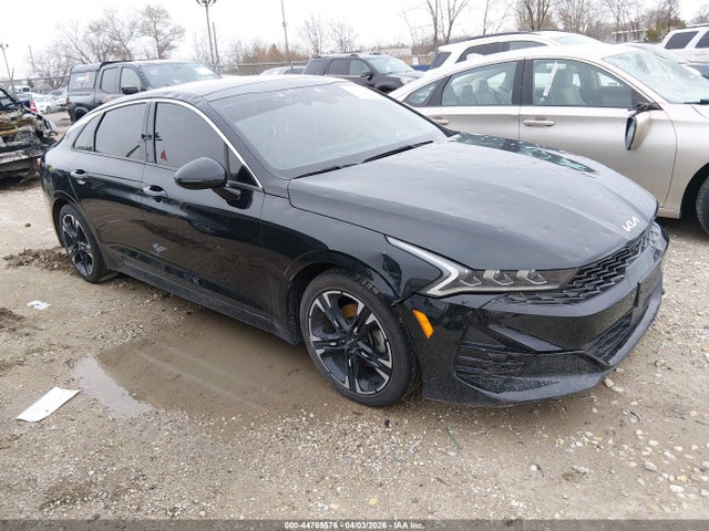 Salvage Kia K5 Image