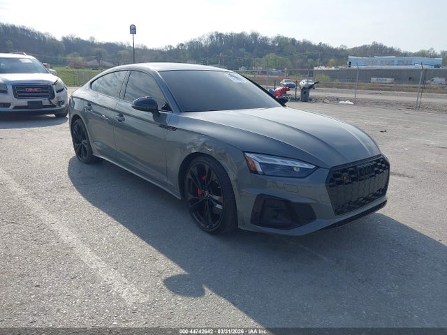 Salvage Audi S5 Image