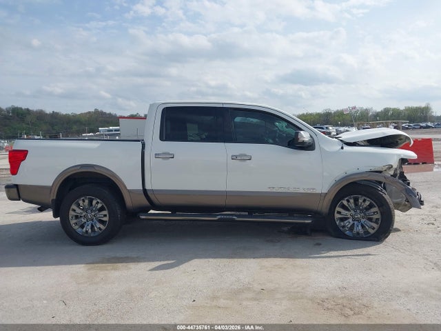 Nissan Titan