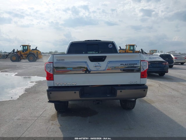 Nissan Titan