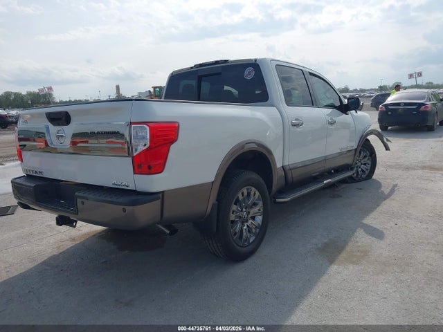Nissan Titan