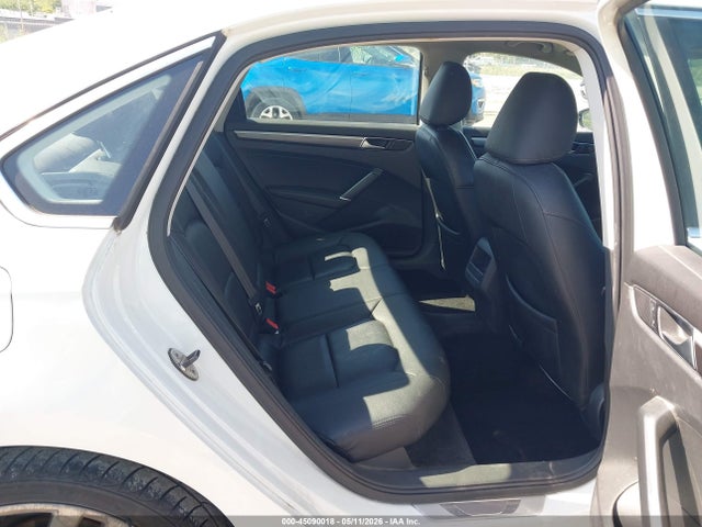 Volkswagen Passat 1.8t R-line