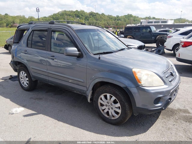 Salvage Honda CR-V Image