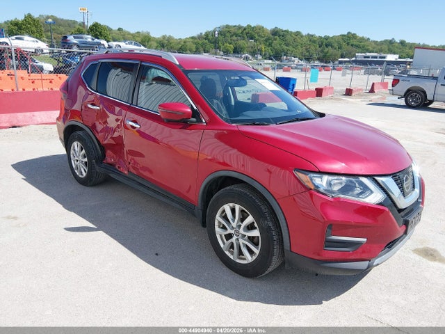 Salvage Nissan Rogue Image