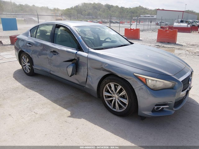 Salvage INFINITI Q50 Hybrid Image
