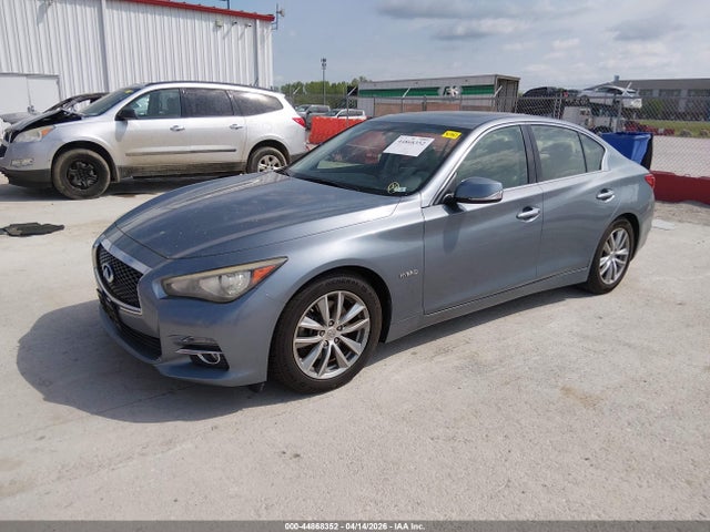 INFINITI Q50 Hybrid Premium