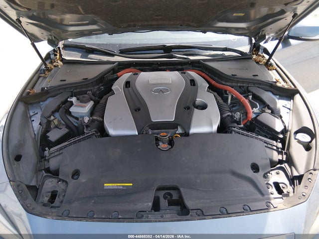 INFINITI Q50 Hybrid Premium