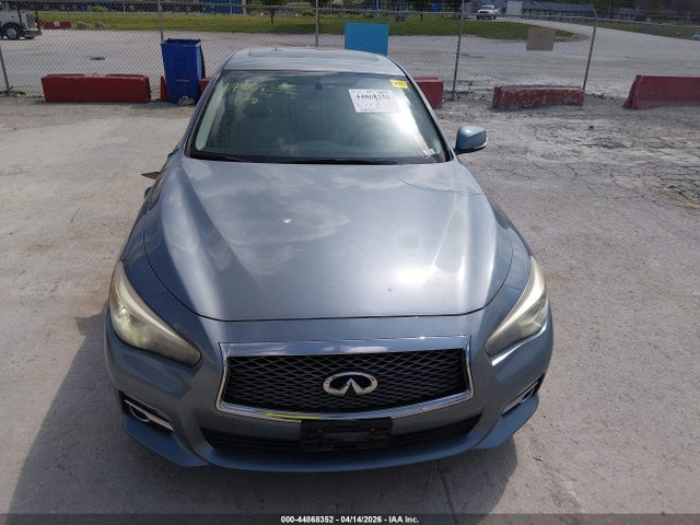 INFINITI Q50 Hybrid Premium