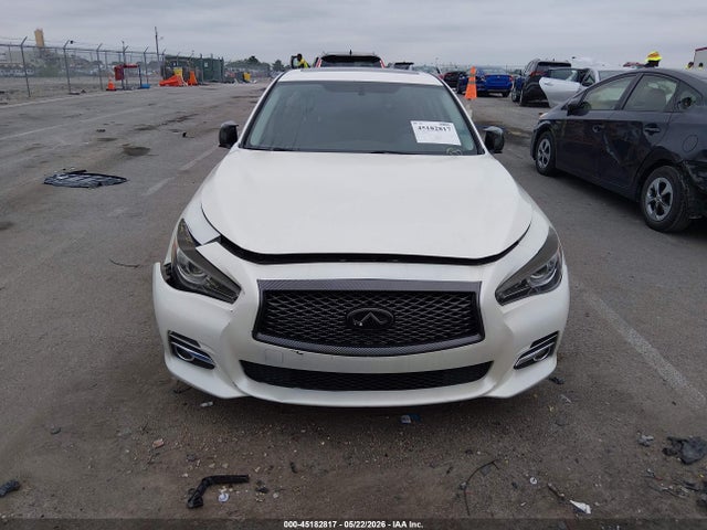 INFINITI Q50 3.0t Premium