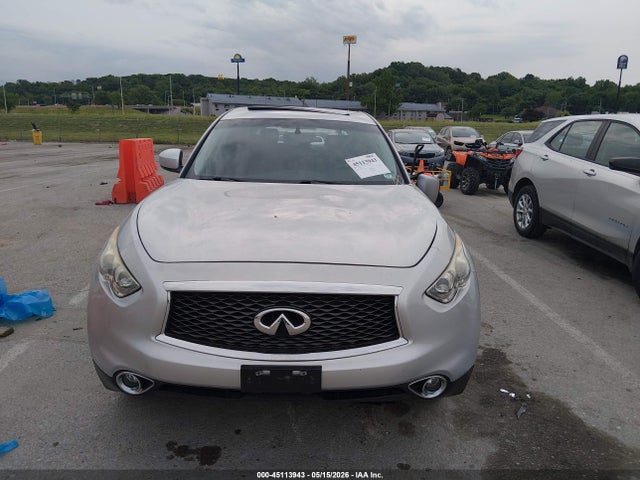 INFINITI Qx