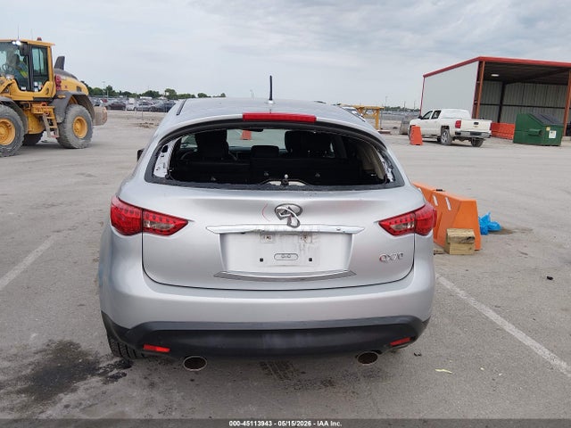 INFINITI Qx