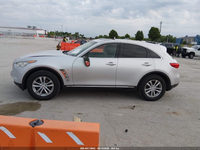 INFINITI Qx