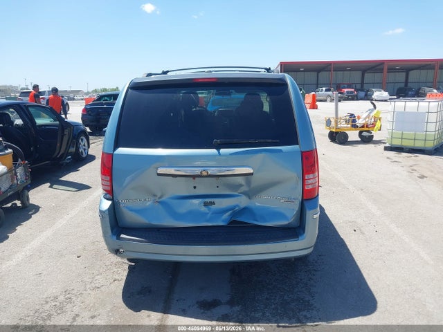 Chrysler Town & Country Touring