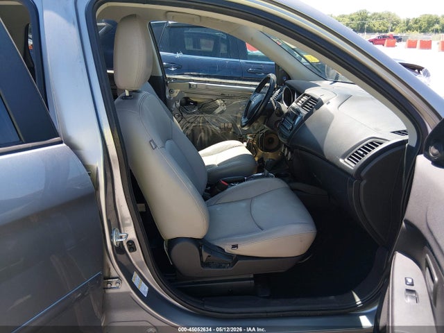 Mitsubishi Outlander Es