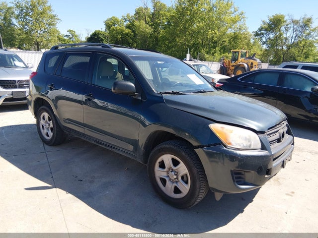Salvage Toyota RAV4 Image