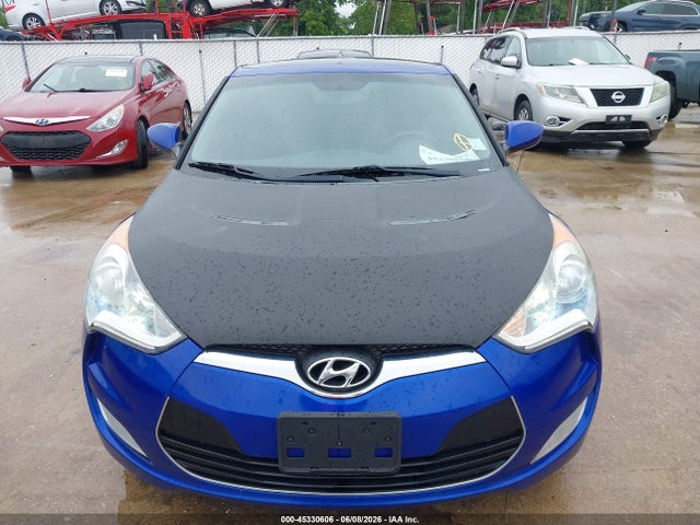 Hyundai VELOSTER