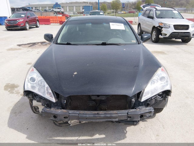 Hyundai Genesis 2.0t Premium
