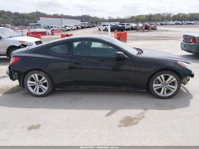 Hyundai Genesis 2.0t Premium