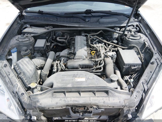 Hyundai Genesis 2.0t Premium
