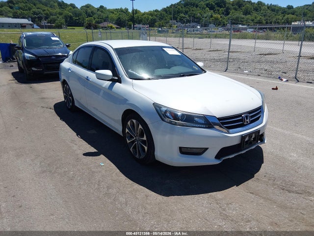 Salvage Honda Accord Image