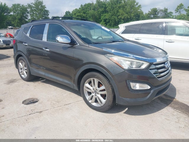 Salvage Hyundai SANTA FE Image