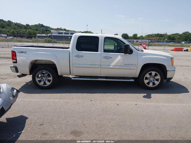 GMC Sierra 1500 Slt