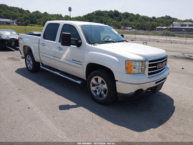 Salvage GMC Sierra 1500 Image
