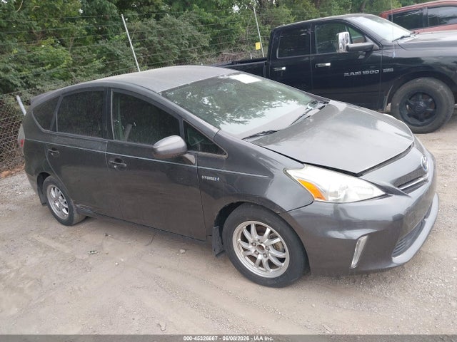 Salvage Toyota Prius v Image