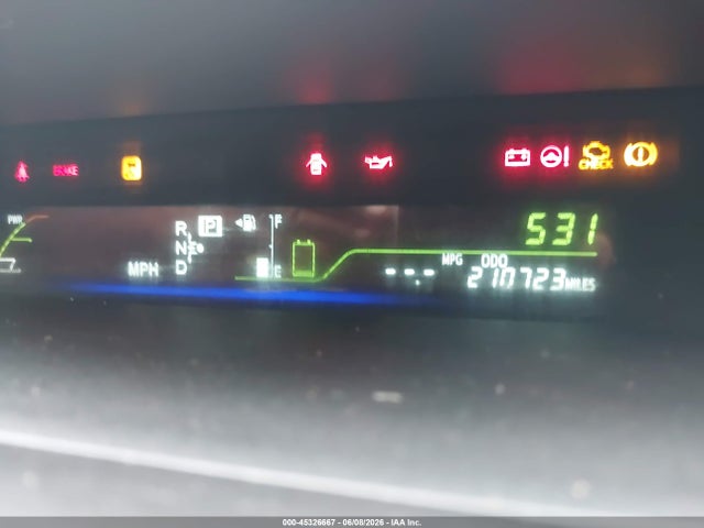 Toyota Prius v Three