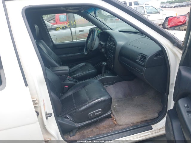 Nissan Pathfinder Se