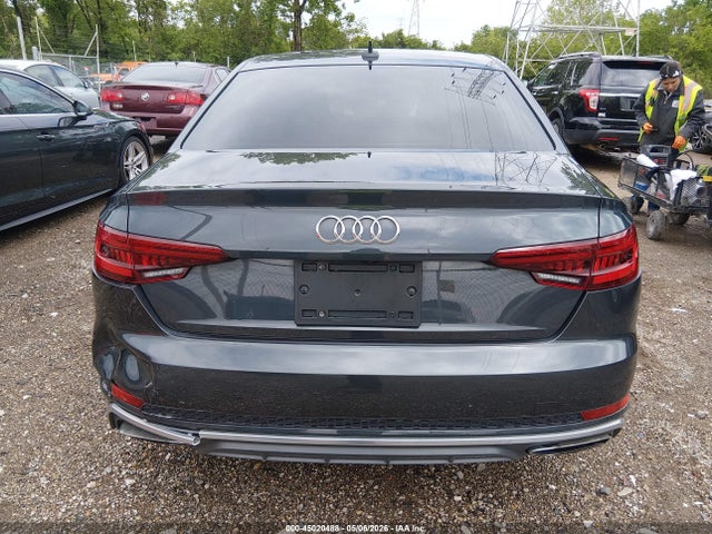 Audi A4 45 Premium