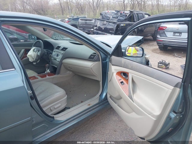 Toyota Camry Xle