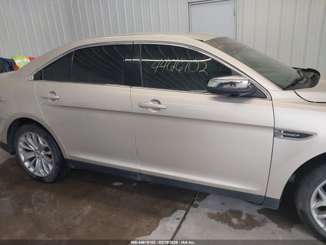 Ford Taurus Limited