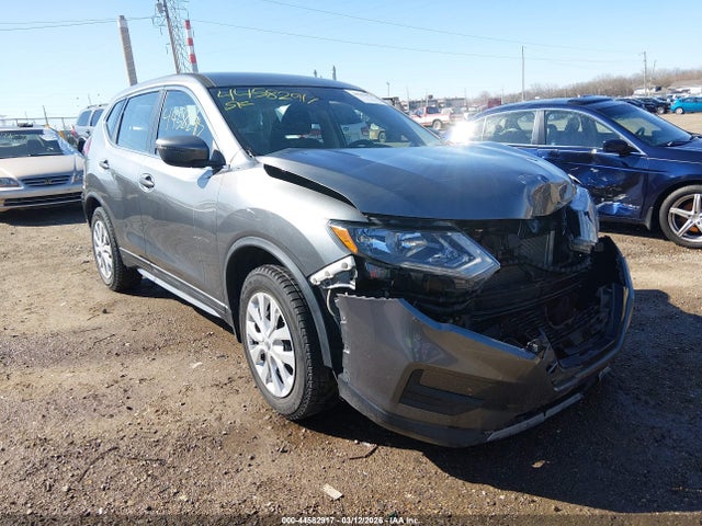 Salvage Nissan Rogue Image