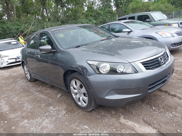 Salvage Honda Accord Image