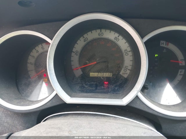 Toyota Tacoma Base V6