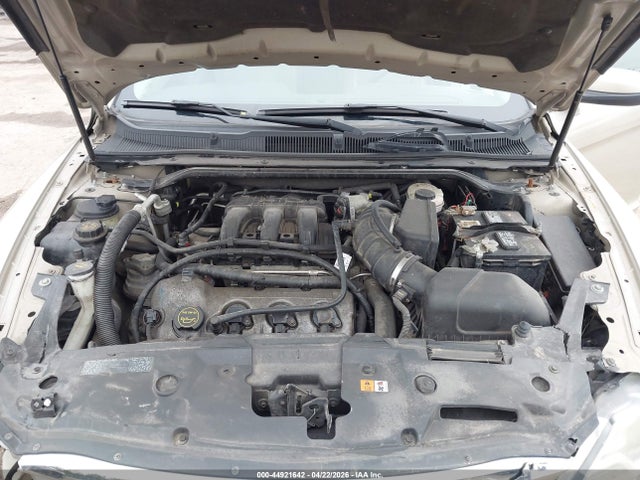 Ford Taurus Sel